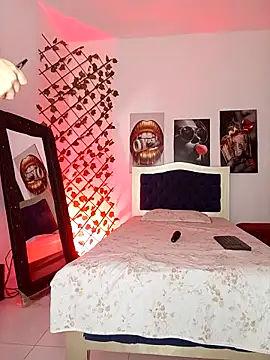 ARTHUR MINI online show from October 2025 01:03:02 AM