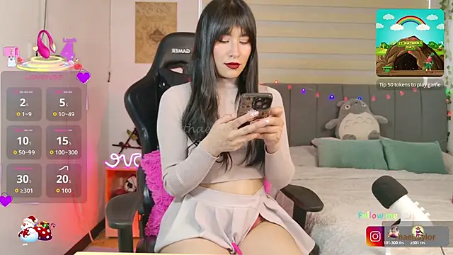  thaeltaylor online show from November 2025 04:50:01 PM