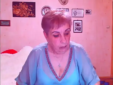 Victoria5643 online show from March 2026 05:03:01 PM