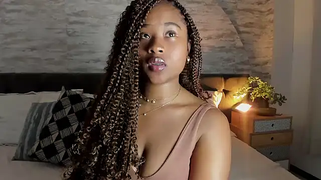 Anneth  M online show from December 2025 07:40:02 PM