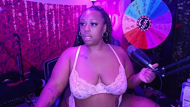 Snapshot of cheriserozequeen chatting on May 2026 02:19:02 AM cheriserozequeen online show from May 2026 02:19:02 AM