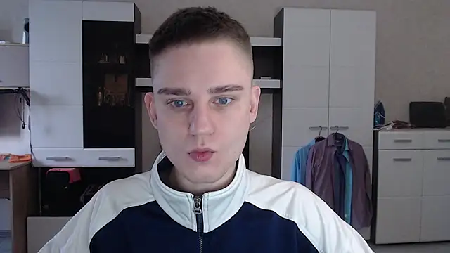 angryzan online show from January 2025 05:15:02 AM