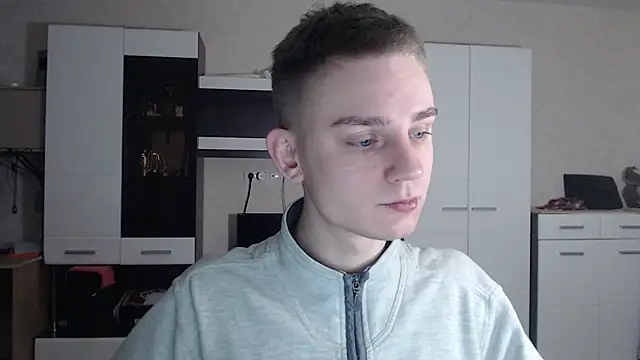 angryzan online show from January 2025 04:02:02 AM