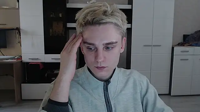 angryzan online show from March 2025 10:39:02 AM