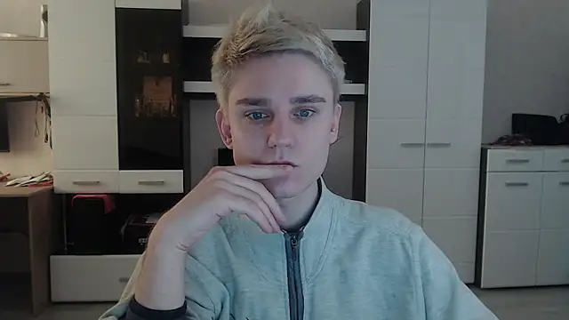 angryzan online show from March 2025 04:14:01 AM