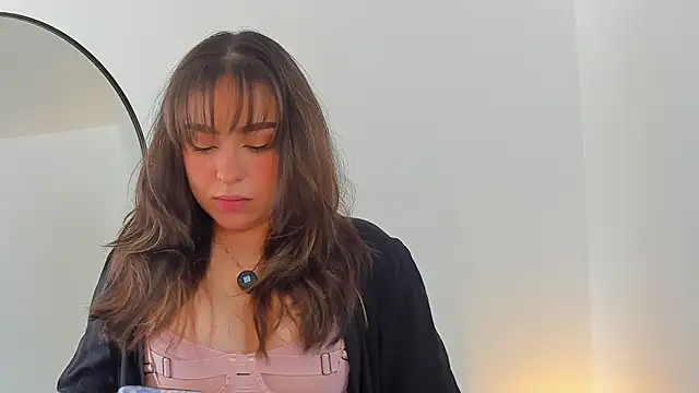 SofiMeza online show from September 2025 01:56:01 PM