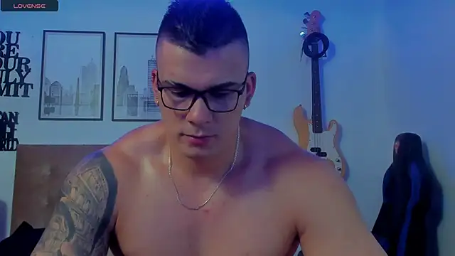 Snapshot of seancarreraa chatting on October 2025 03:25:02 AM seancarreraa online show from October 2025 03:25:02 AM