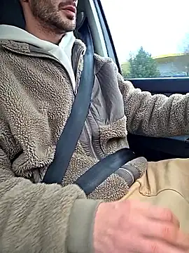 Zeefy online show from March 2026 09:32:01 AM