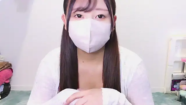 YUTSU KI online show from December 2024 08:08:01 PM