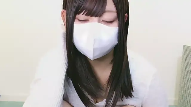 YUTSU KI online show from September 2025 01:11:02 PM