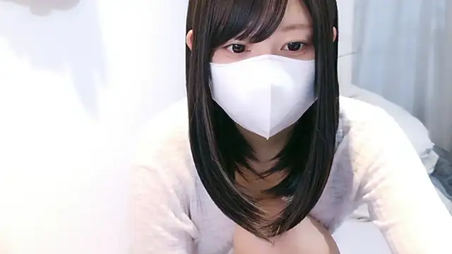 Snapshot of YUTSU_KI chatting on May 2026 09:22:02 PM YUTSU KI online show from May 2026 09:22:02 PM