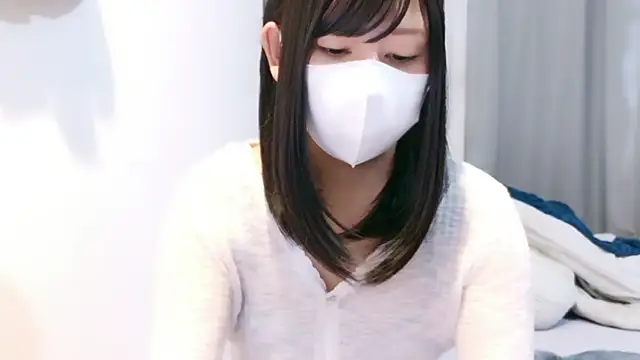 Snapshot of YUTSU_KI chatting on May 2026 04:04:02 PM YUTSU KI online show from May 2026 04:04:02 PM