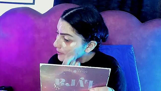 Snapshot of sophy_rock chatting on June 2026 03:34:02 PM sophy rock online show from June 2026 03:34:02 PM