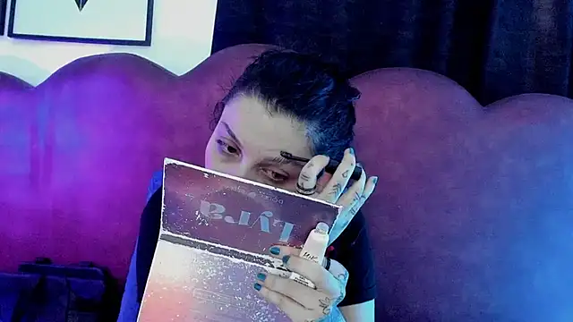 Snapshot of sophy_rock chatting on July 2026 04:00:01 PM sophy rock online show from July 2026 04:00:01 PM