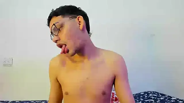 Snapshot of Diego-Monsalve chatting on October 2025 09:43:02 PM Diego-Monsalve online show from October 2025 09:43:02 PM