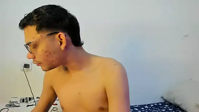 Snapshot of Diego-Monsalve chatting on October 2025 10:41:02 PM Diego-Monsalve online show from October 2025 10:41:02 PM