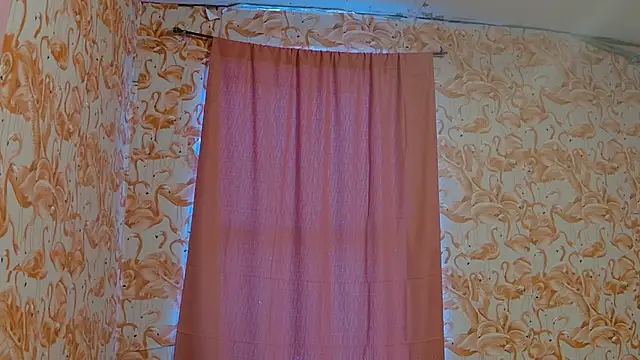 strawberrysmoothie online show from November 2025 09:25:02 PM