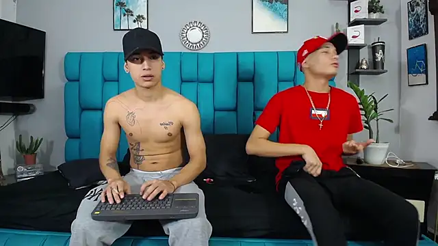 Leon hot X online show from January 2025 11:54:01 PM