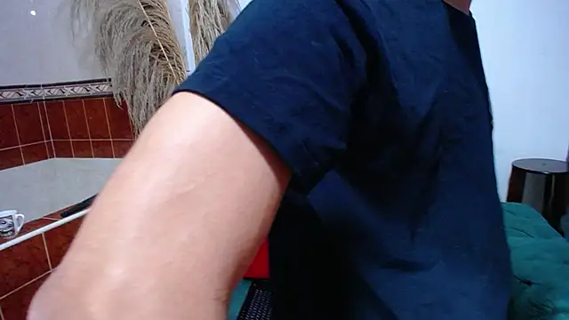 Leon hot X online show from February 2025 12:22:02 AM