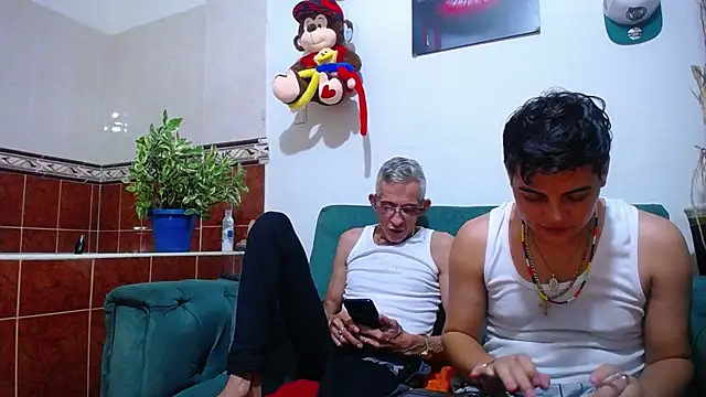 Leon hot X online show from February 2025 02:49:01 AM