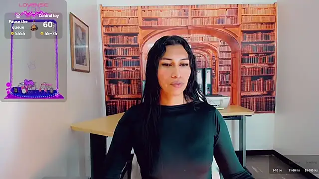 Snapshot of khiara_moretti chatting on December 2024 07:41:02 PM khiara moretti online show from December 2024 07:41:02 PM