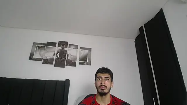 Snapshot of muscle_ares chatting on February 2025 12:13:02 PM muscle ares online show from February 2025 12:13:02 PM