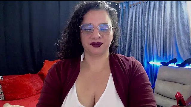 Aleja Gonzales online show from July 2026 11:37:02 AM