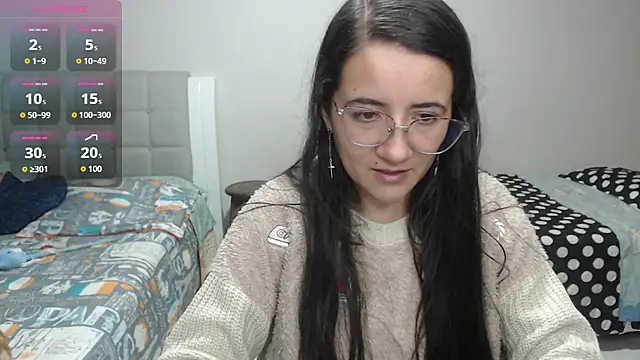 Dayanna Smitt online show from November 2025 02:14:01 AM