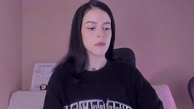 Snapshot of phoenix_xx chatting on March 2026 05:07:01 PM phoenix xx online show from March 2026 05:07:01 PM