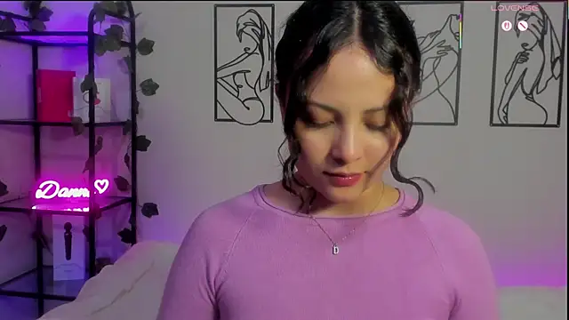 Megan Rodrigo online show from February 2025 11:09:02 PM