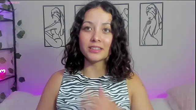 Megan Rodrigo online show from February 2025 11:04:02 PM