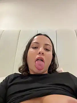 Megan Rodrigo online show from June 2026 02:39:01 AM
