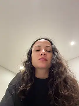 Snapshot of Megan_Rodrigo chatting on June 2026 04:45:01 AM Megan Rodrigo online show from June 2026 04:45:01 AM