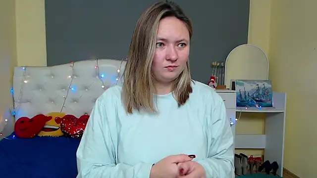 SallyVerda online show from December 2025 06:50:01 PM