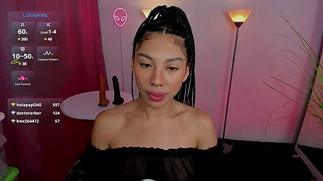 Snapshot of Dayanna_tecca chatting on March 2025 01:30:02 AM Dayanna tecca online show from March 2025 01:30:02 AM