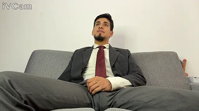 Tom blunt96 online show from April 2026 04:23:01 PM