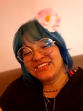 lucky-leah online show from February 2026 03:32:02 AM