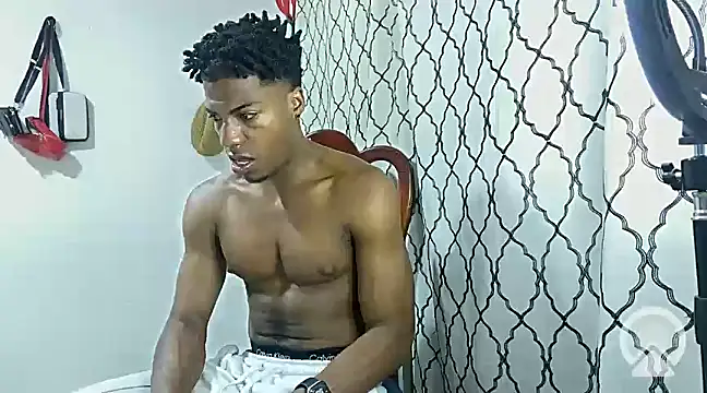 andrews2399 online show from March 2025 09:56:01 PM