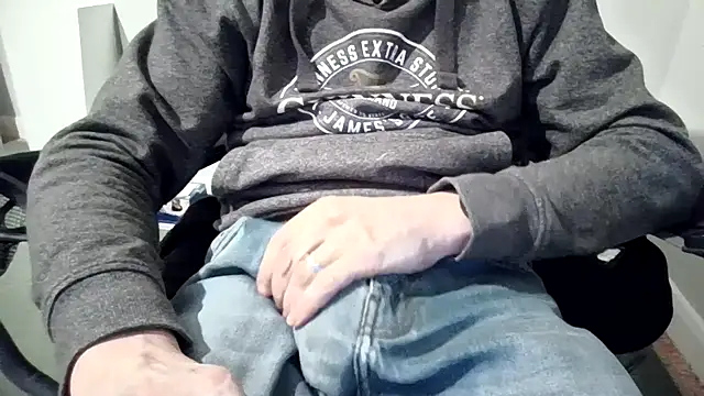 Snapshot of hornyguyuk1973 chatting on March 2026 11:00:01 PM hornyguyuk1973 online show from March 2026 11:00:01 PM