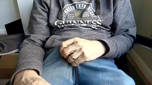 Snapshot of hornyguyuk1973 chatting on March 2026 08:21:01 AM hornyguyuk1973 online show from March 2026 08:21:01 AM