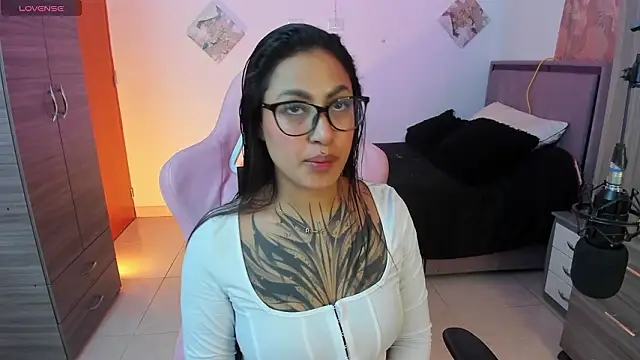 Kayla foxxy online show from February 2026 11:06:01 PM