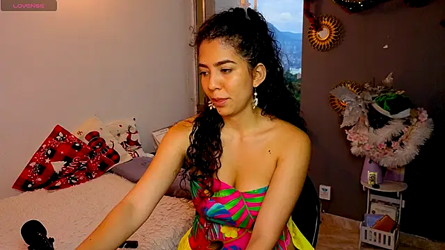 arteverena online show from December 2025 10:29:02 PM