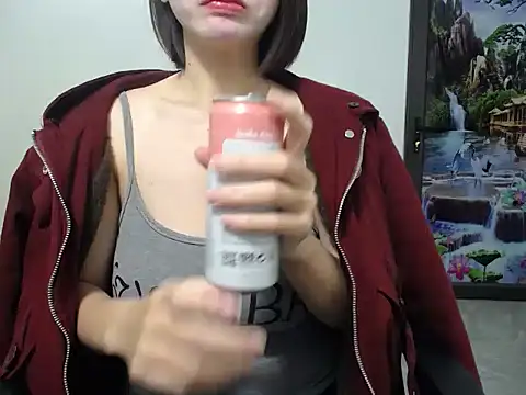 Love bug15 online show from January 2025 03:29:01 AM