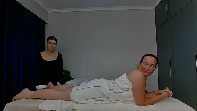 C1eopatra online show from February 2025 06:32:02 PM