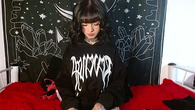 Isabella  dark online show from October 2025 12:11:01 AM