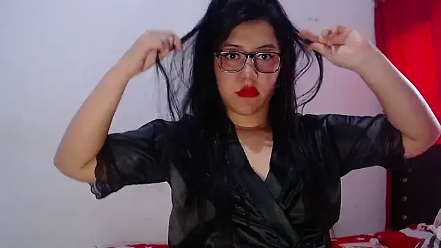 LuciaTomson online show from July 2026 07:46:01 PM