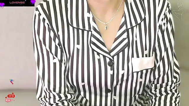  Blue Ruubyy  online show from February 2026 03:32:02 PM