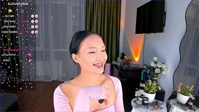 Snapshot of Sweet_yasu chatting on February 2025 12:49:01 PM Sweet yasu online show from February 2025 12:49:01 PM