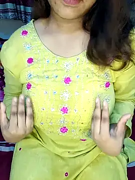 Dayna-36 online show from September 2025 04:33:02 PM