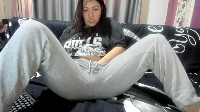 Dyana Kaylinn online show from March 2025 05:16:01 AM